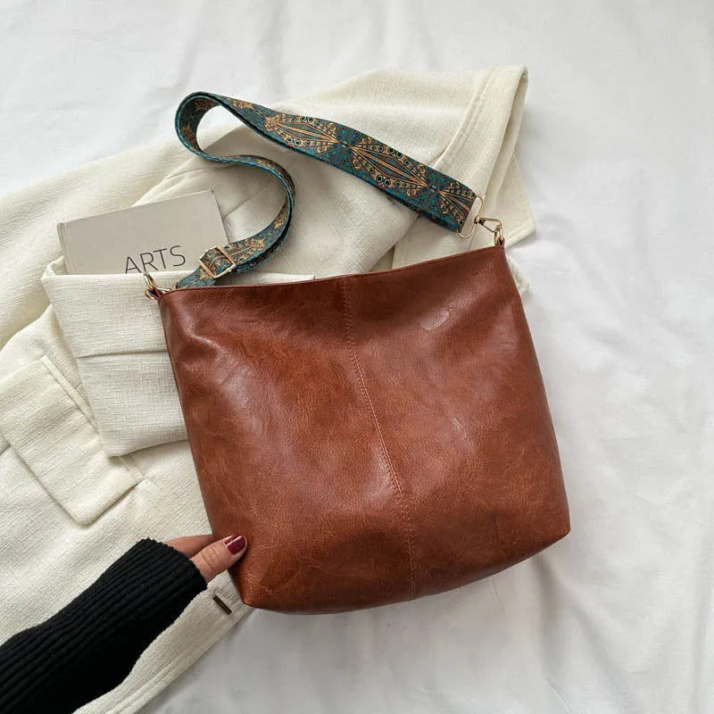 Women's Retro Sleek Practical Shoulder Bag