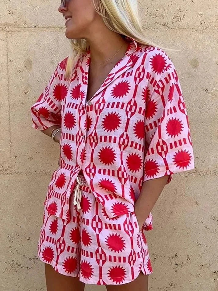 Stylish Geometric Summer Spark Set - Complete Print Shirt and Shorts